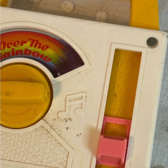 Vintage 1981 FISHER PRICE Over the Rainbow Radio Music Box Toy WORKS Windup - Picture 8 of 9